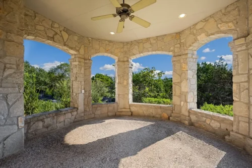 realtor-alamo-heights-tx-m-stagers-realty-partners-1-5-2025-0027